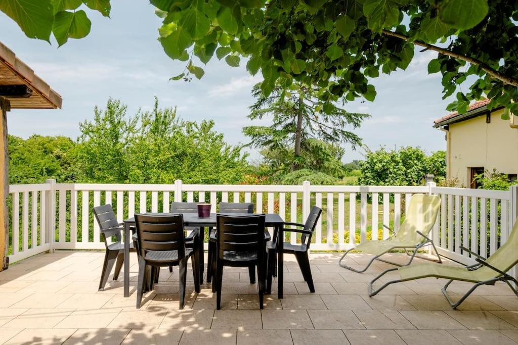 Gîte Le Campane - Piscine Laujuzan Esterno foto